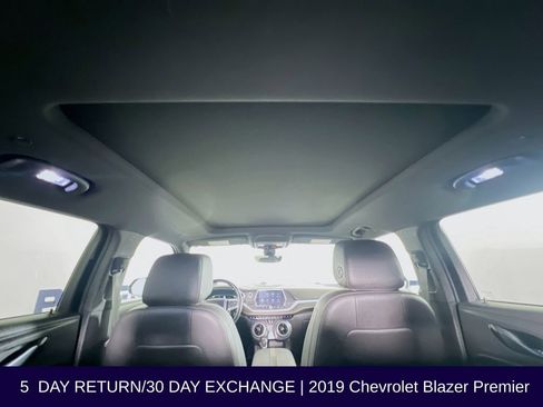 Used 2019 Chevrolet Blazer Premier w/ Sun and Wheels Package AWD/4WD image 39