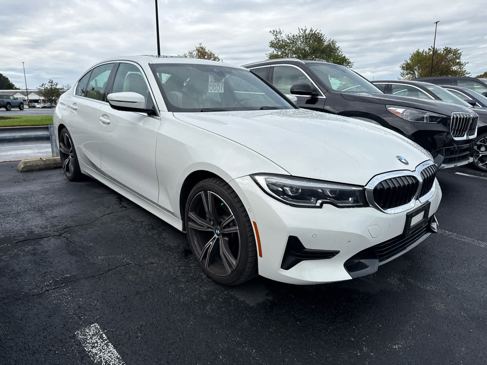 Used 2021 BMW 330i xDrive Sedan w/ Convenience Package AWD/4WD image 2