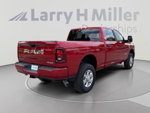 New 2026 RAM 2500 Big Horn AWD/4WD image 5