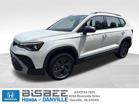 Used 2025 Volkswagen Taos S FWD image 1