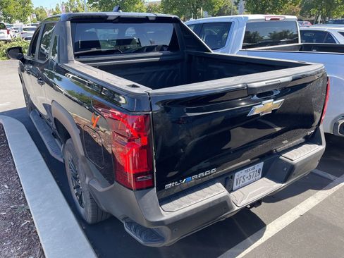 Used 2024 Chevrolet Silverado EV W/T AWD/4WD image 2
