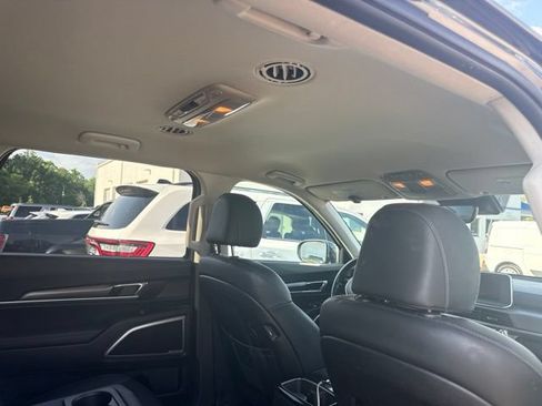 Used 2022 Kia Telluride LX AWD/4WD image 31