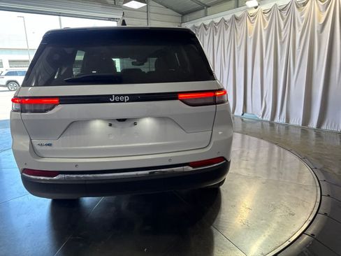 Used 2024 Jeep Grand Cherokee Limited 4xe AWD/4WD image 6