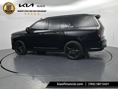 Used 2021 Cadillac Escalade Sport w/ Driver Assist Tech Package AWD/4WD image 5