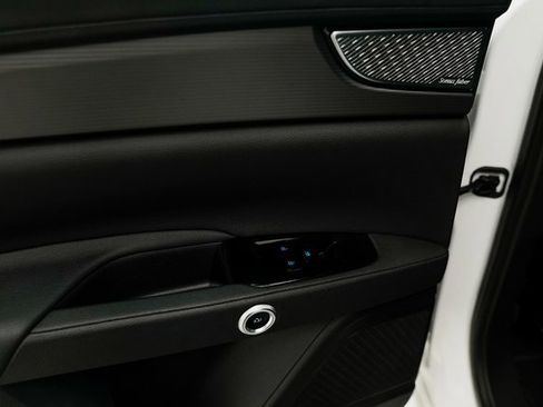 Used 2024 Maserati Grecale GT image 25