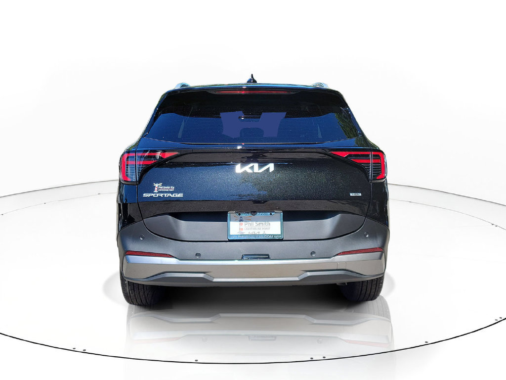 Certified 2026 Kia Sportage EX AWD/4WD image 5