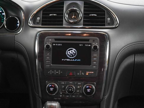 Used 2017 Buick Enclave Premium AWD/4WD image 15