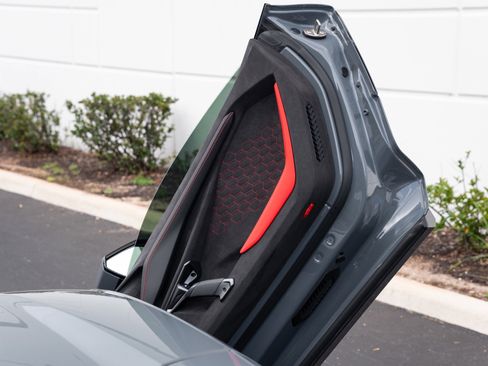 Used 2024 Lamborghini Revuelto AWD/4WD image 69