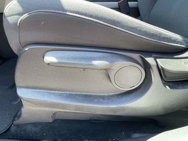 Certified 2024 Kia Carnival LX FWD image 14