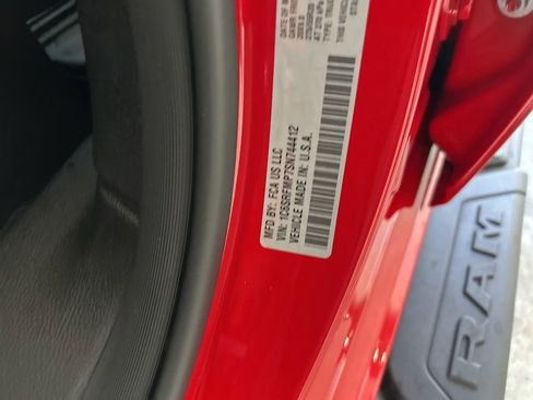Used 2025 RAM 1500 Big Horn AWD/4WD image 43