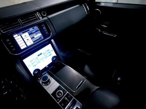 Used 2013 Land Rover Range Rover Supercharged image 8