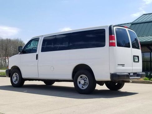 Used 2016 Chevrolet Express 2500 LS image 3