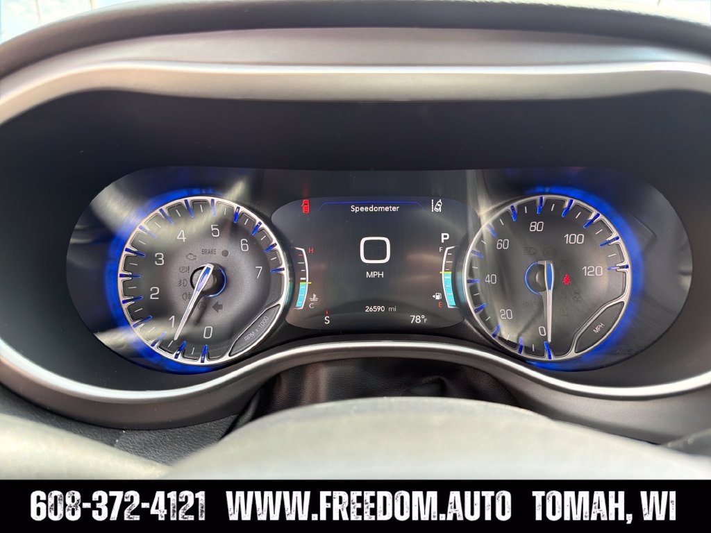 Used 2025 Chrysler Pacifica Select FWD image 23