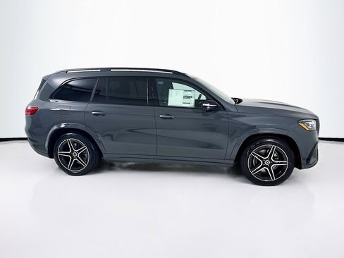 New 2026 Mercedes-Benz GLS 450 4MATIC image 9