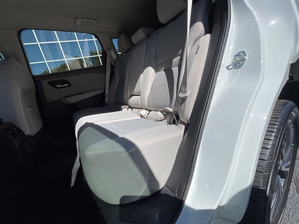 Certified 2021 Nissan Rogue SV AWD/4WD image 20
