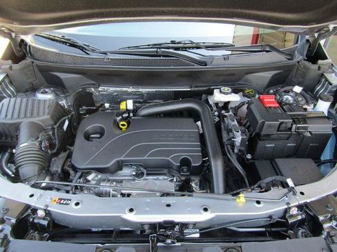 Used 2026 Chevrolet Equinox LT AWD/4WD image 29
