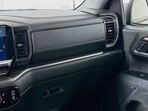 Used 2023 Chevrolet Silverado 1500 LT image 21