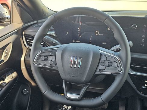 Used 2026 Buick Envista Avenir image 37