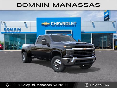 New 2026 Chevrolet Silverado 3500 LT AWD/4WD image 2