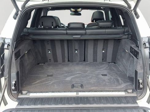 Used 2025 BMW X5 xDrive50e w/ Climate Comfort Package image 27