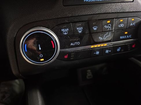 Used 2024 Ford Escape ST-Line AWD/4WD image 15