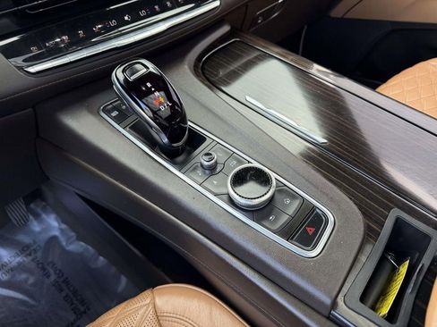 Used 2023 Cadillac Escalade ESV Sport w/ Touring Package AWD/4WD image 29