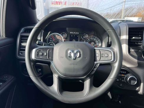 Certified 2025 RAM 1500 Tradesman w/ Night Edition AWD/4WD image 12