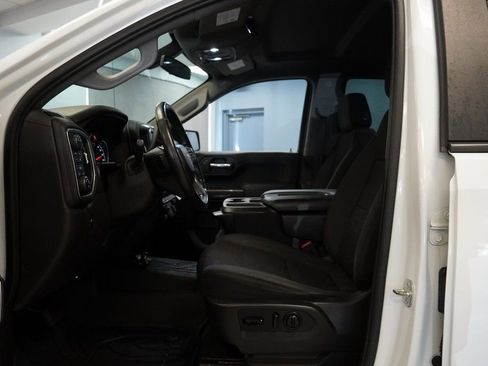 Used 2020 Chevrolet Silverado 1500 LT w/ All-Star Edition image 4