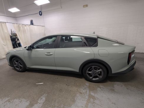 Used 2025 Kia K4 FWD image 10