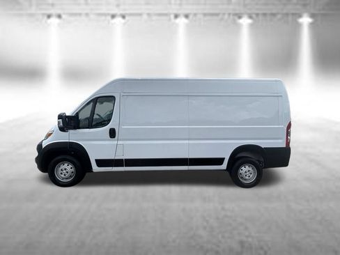 Used 2023 RAM ProMaster 2500 FWD image 8