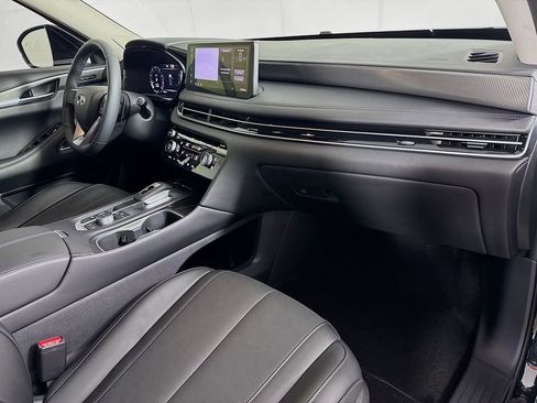 Certified 2026 INFINITI QX60 Luxe w/ Family Package image 39