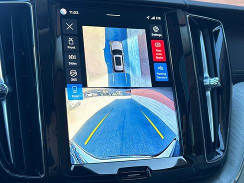 Certified 2025 Volvo XC60 T8 Ultra w/ Protection Package Premier image 23