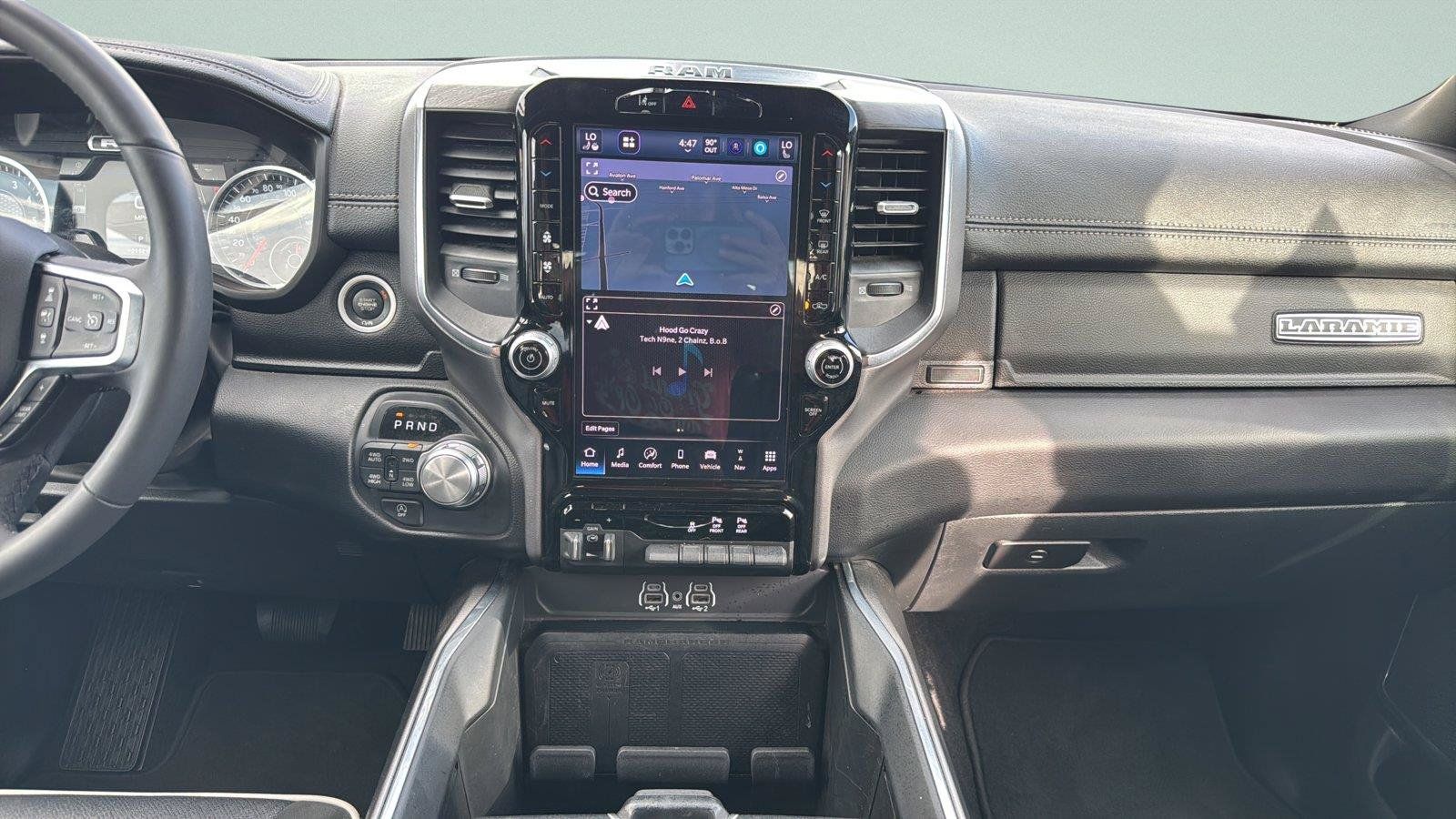 Used 2025 RAM 1500 Laramie w/ Sport Appearance Package AWD/4WD image 11