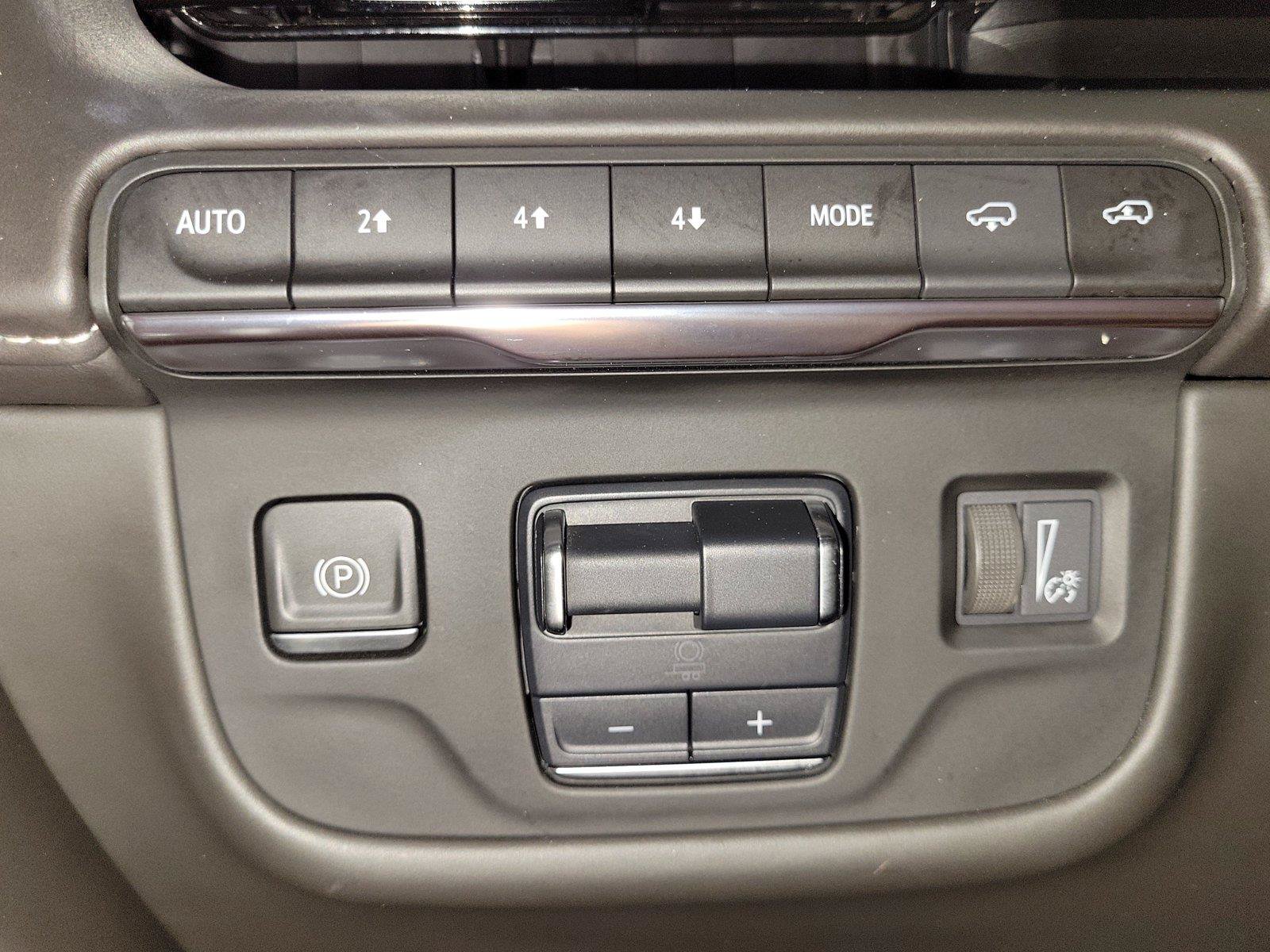 Used 2023 Cadillac Escalade Sport Platinum w/ LPO, ONYX Package AWD/4WD image 35