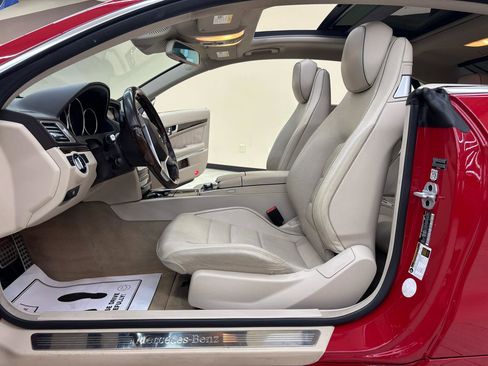 Used 2015 Mercedes-Benz E 550 Coupe w/ Premium 1 Package image 25