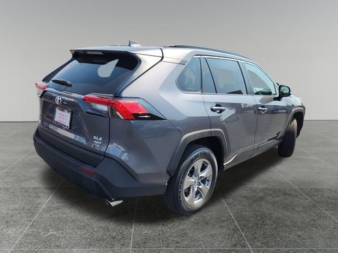 Certified 2025 Toyota RAV4 XLE AWD/4WD image 7
