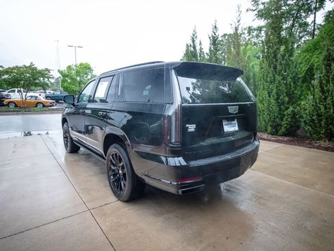 Used 2026 Cadillac Escalade Sport w/ LPO, ONYX Package AWD/4WD image 8