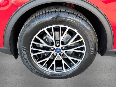 Used 2022 Ford Escape SEL w/ Technology Package image 12