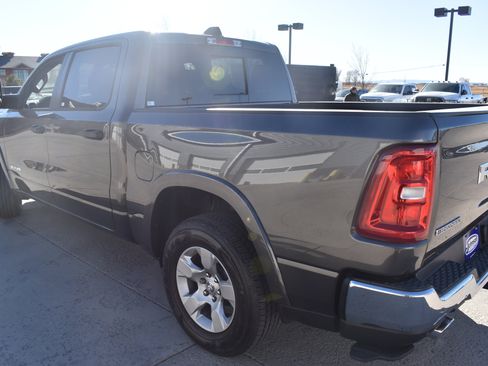 New 2026 RAM 1500 Big Horn AWD/4WD image 9