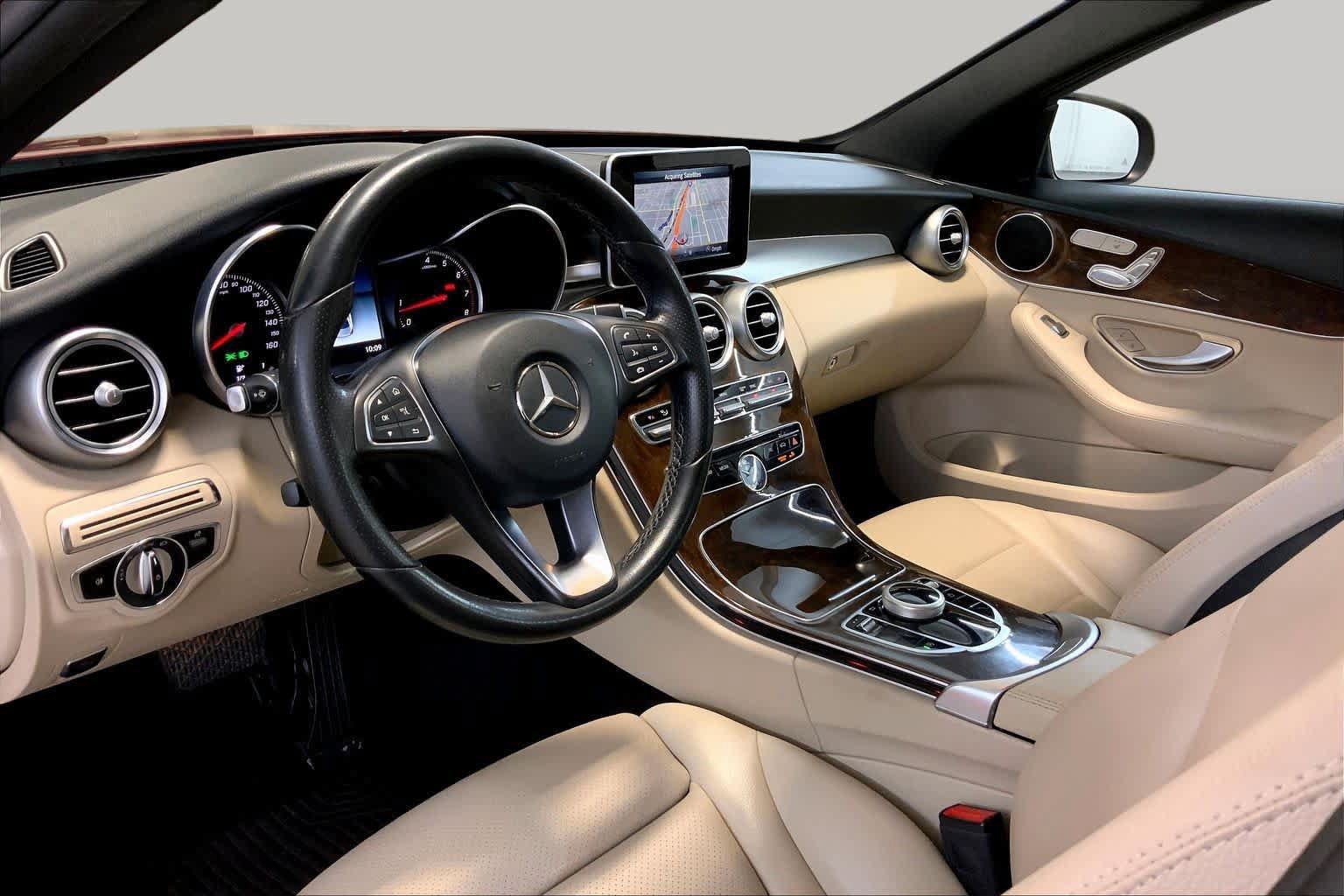 Used 2018 Mercedes-Benz C 300 4MATIC Sedan w/ Parking Assist Package image 17
