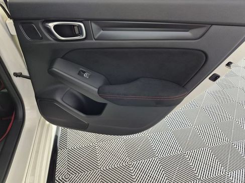 Used 2025 Honda Civic Type R image 29