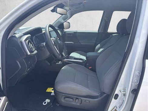 Used 2023 Toyota Tacoma SR5 RWD image 9