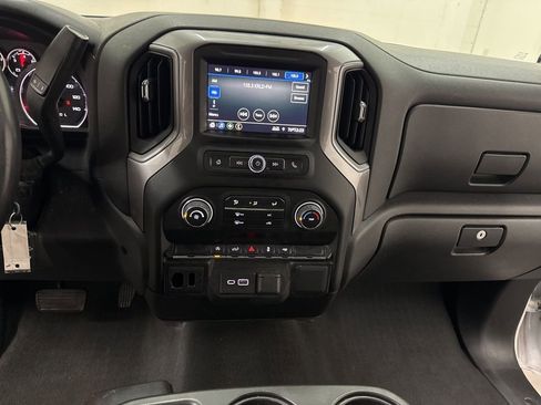 Used 2022 Chevrolet Silverado 1500 Custom w/ Safety Confidence Package RWD image 21