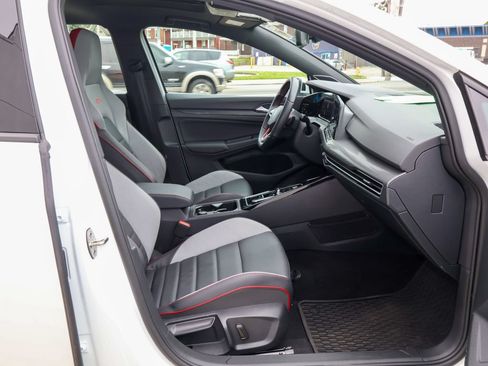 Used 2024 Volkswagen GTI Autobahn FWD image 34