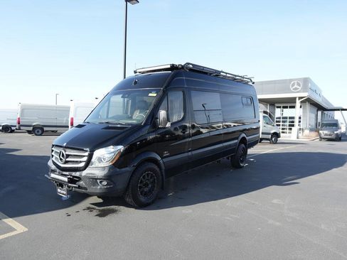 Used 2015 Mercedes-Benz Sprinter 2500 image 27