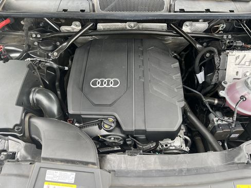 Used 2022 Audi Q5 2.0T Premium Plus w/ Premium Plus Package AWD/4WD image 36