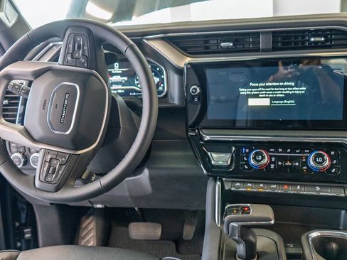 New 2025 GMC Sierra 1500 Denali w/ Denali Reserve Package image 15