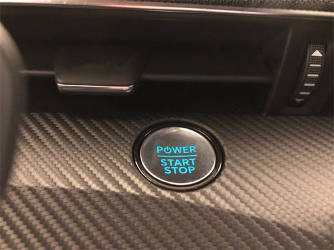 Used 2025 Ford Mustang Mach-E Premium image 21