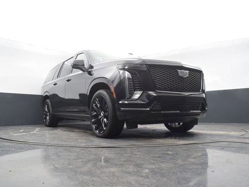 Certified 2026 Cadillac Escalade ESV Platinum Sport w/ LPO, ONYX Package image 50