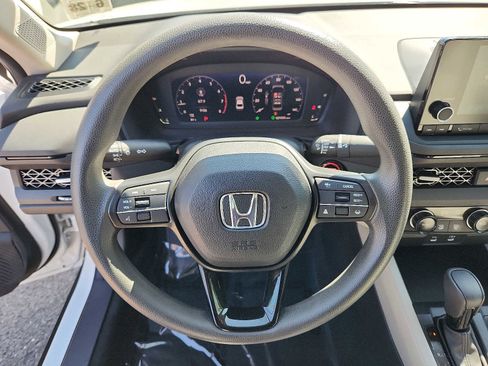Certified 2023 Honda Accord EX image 19